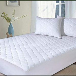 Water proof mattress protector